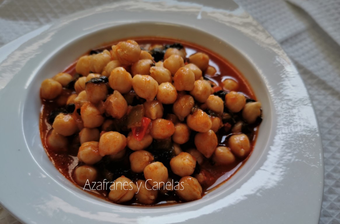 Potaje De Garbanzos Con Chorizo Y Espinacas Sencillo Y Rico